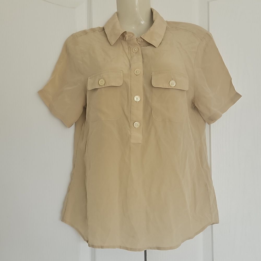 Banana Republic 100% Silk Short Sleeves Top Champagne XS